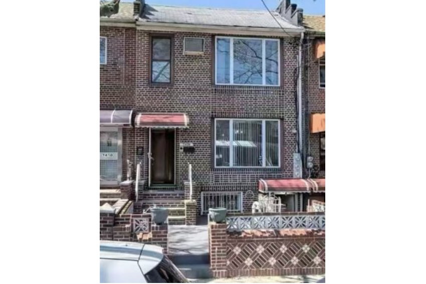 Dyker Heights 全砖两家庭新上市！ 近IS 201 學校